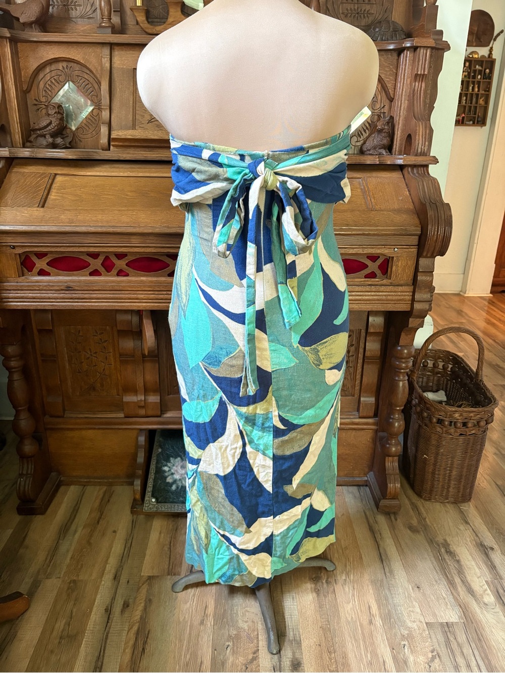 Gorgeous Zara linen blend halter tropical dress - Picture 3 of 8